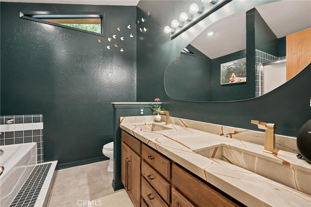 11240 Loch Lomond Road Middletown, CA 95461 - Photo 27 of 54 primary bathroom