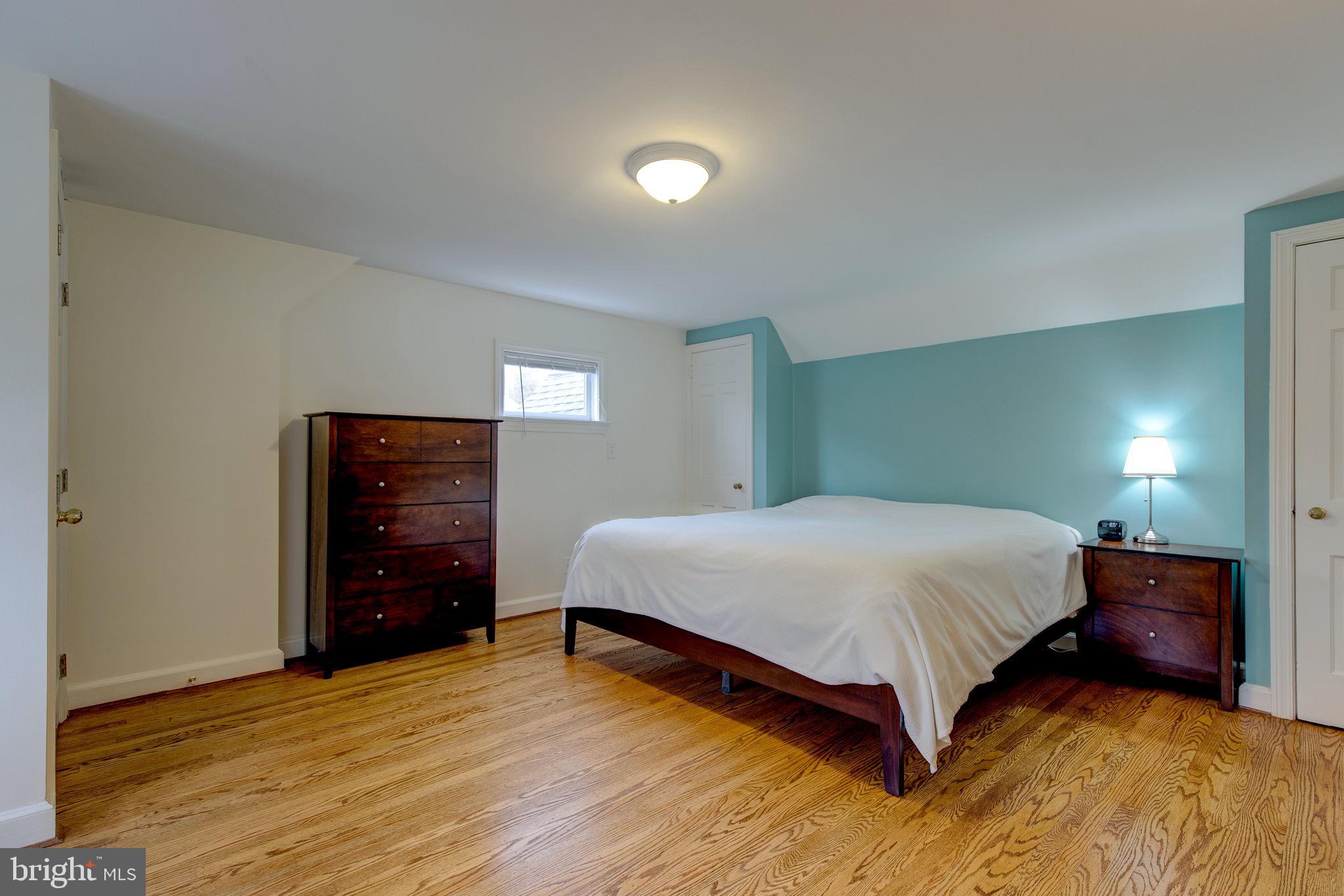520 Rutgers Avenue Swarthmore, PA 19081 - Photo 19 of 37 Main bedroom (second floor)