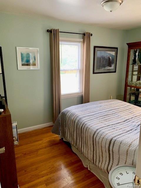 446 Fielding Street Ferndale, MI 48220 - Photo 24 of 37 FRONT BEDROOM