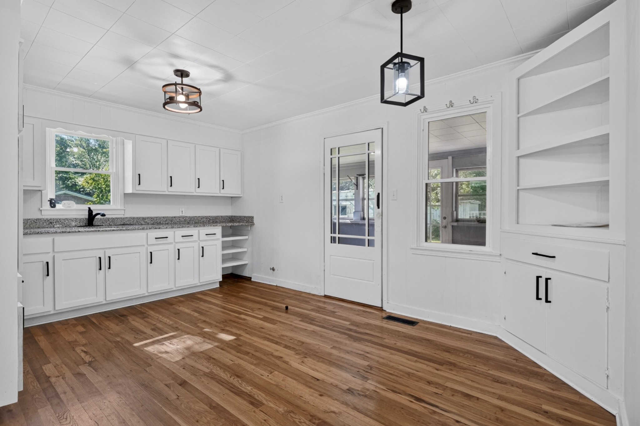 299 West Shellsford Road McMinnville, TN 37110 - Photo 12 of 37 Gallery Image 12
