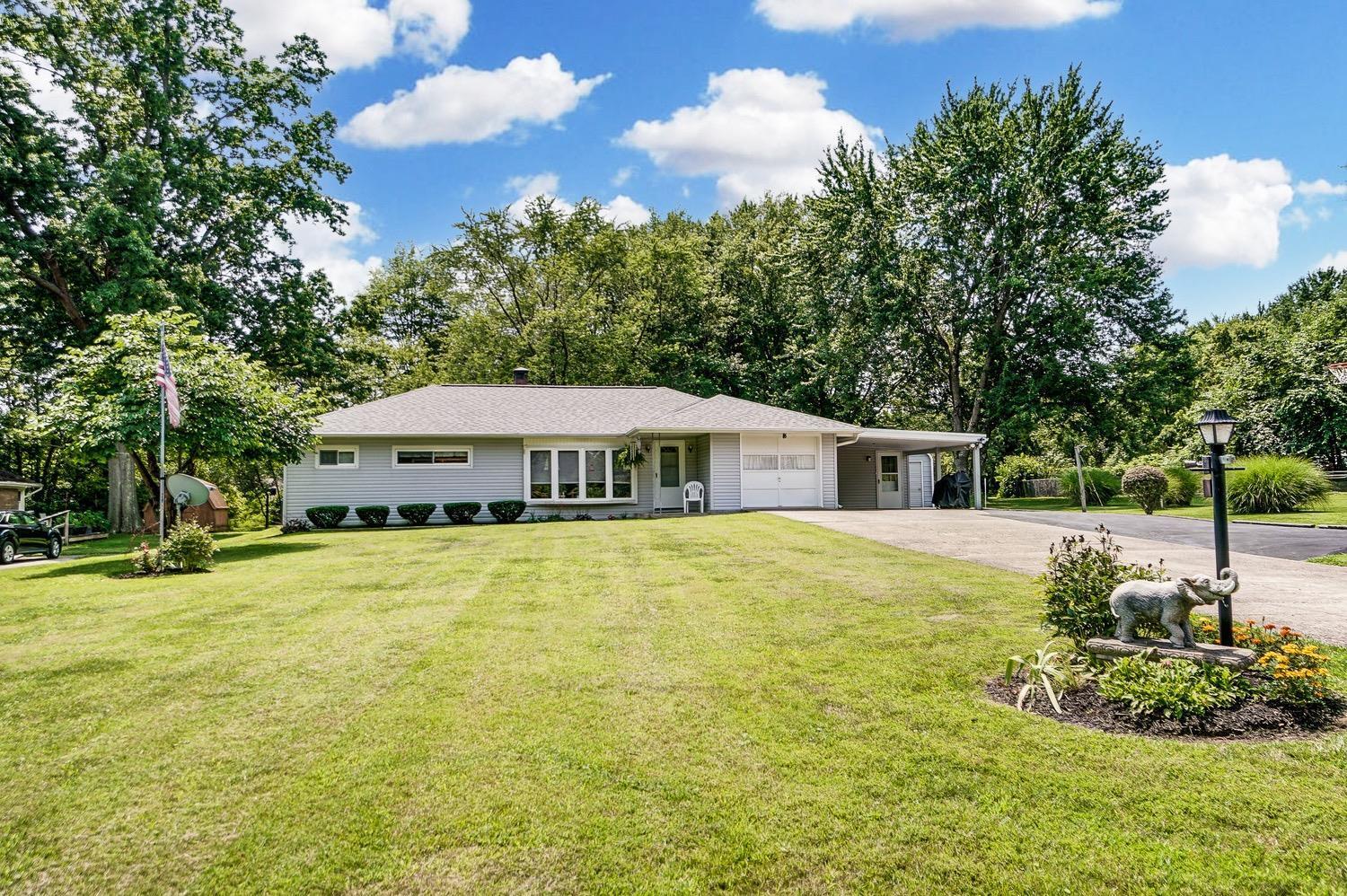 104 Lucy Run Road Amelia, OH 45102 - Photo 3 of 50 Gallery Image 3