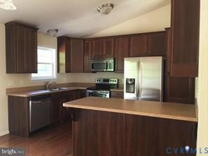 121 Delaware Drive Ruther Glen, VA 22546 - Photo 5 of 18