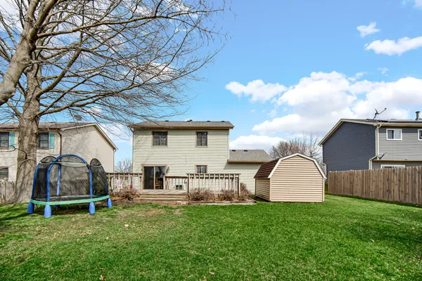 $330,000 | 1185 Norwood Lane, Aurora, IL 60504