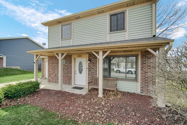 $330,000 | 1185 Norwood Lane, Aurora, IL 60504