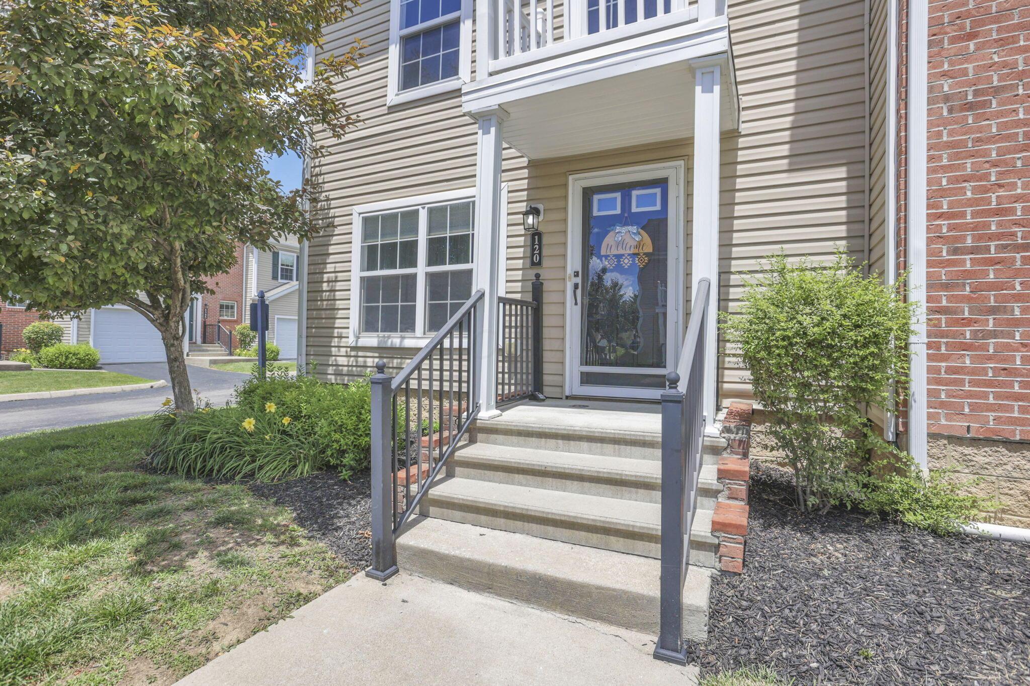 120 Gifford Road Columbus, OH 43235 - Photo 2 of 31 Front Door