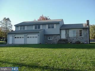 892 Bell Aire Road Pottstown, PA 19464 - Photo 1 of 6 Gallery Image 1