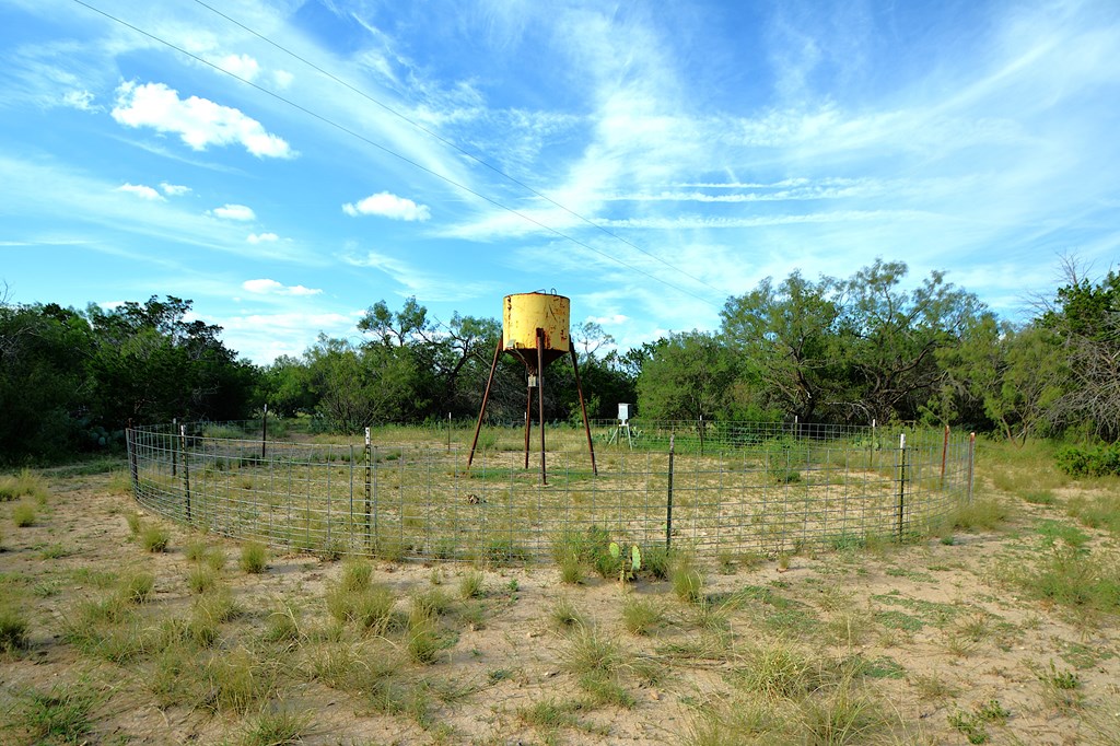 22874 Ranch Road 385 Harper, TX 78631 - Photo 12 of 31 a view of a basketball court