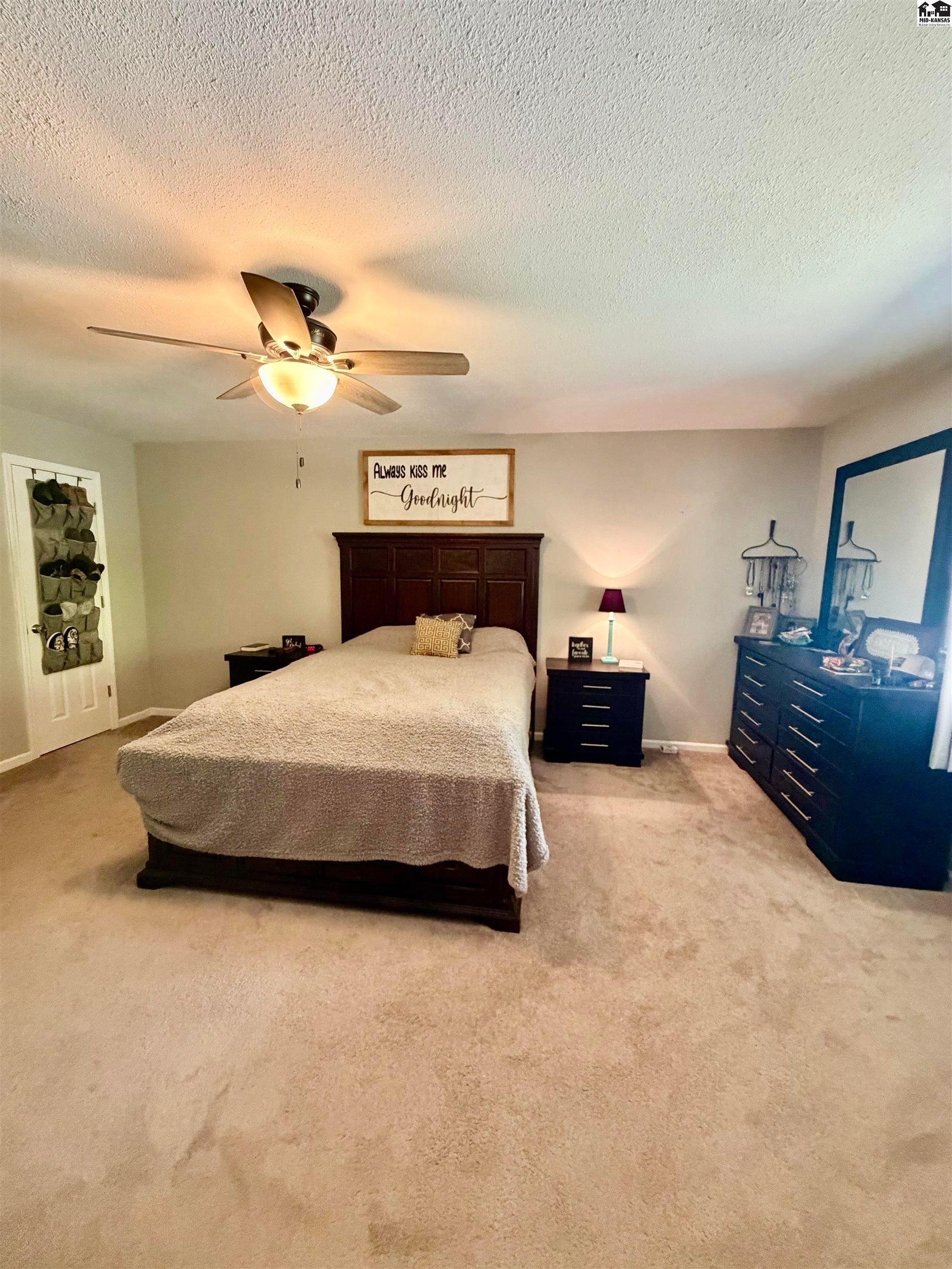 7017 Valley Road Hutchinson, KS 67502 - Photo 16 of 41 Gallery Image 16