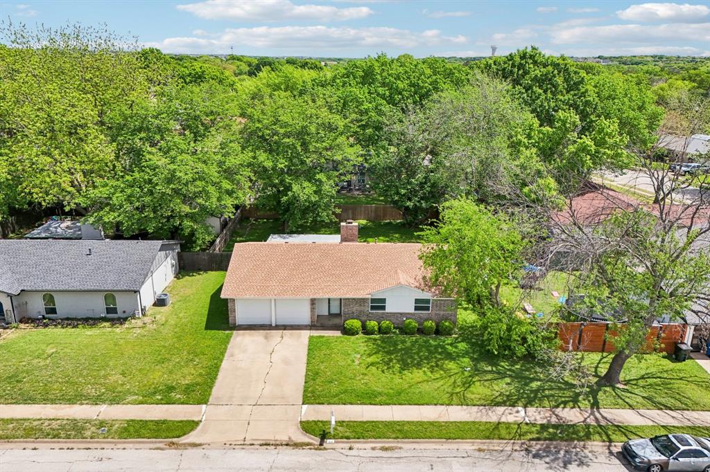 337 Apache Trail Keller, TX 76248 - Photo 28 of 36 an aerial view of a house
