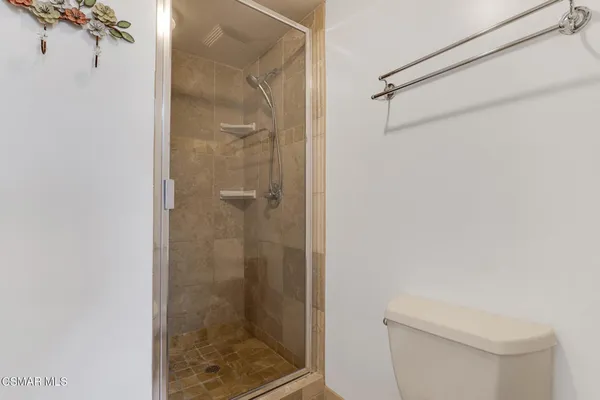 $799,000 | 898 Woodlawn Drive, Thousand Oaks, CA 91360