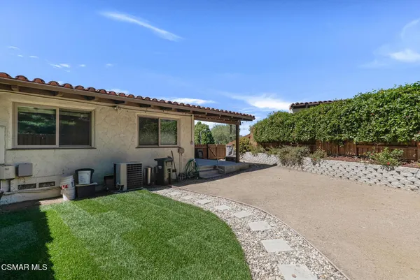 $799,000 | 898 Woodlawn Drive, Thousand Oaks, CA 91360