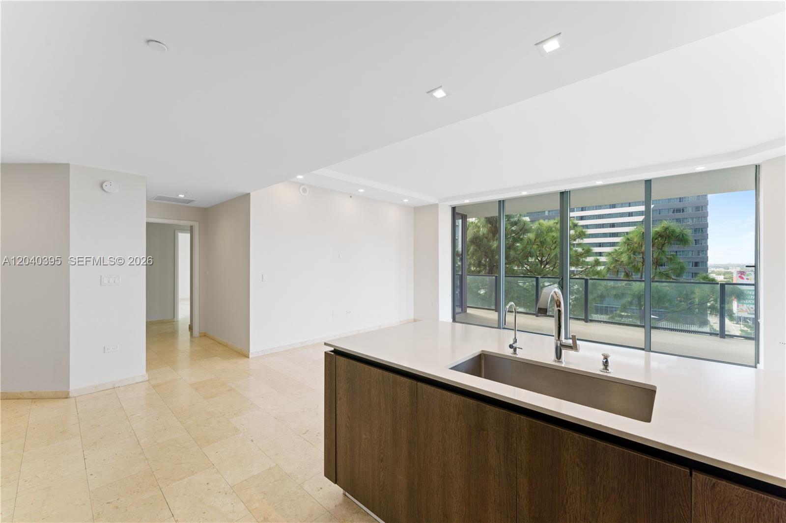 88 Southwest 7th Street, Unit 712 Miami, FL 33130 - Photo 19 of 22