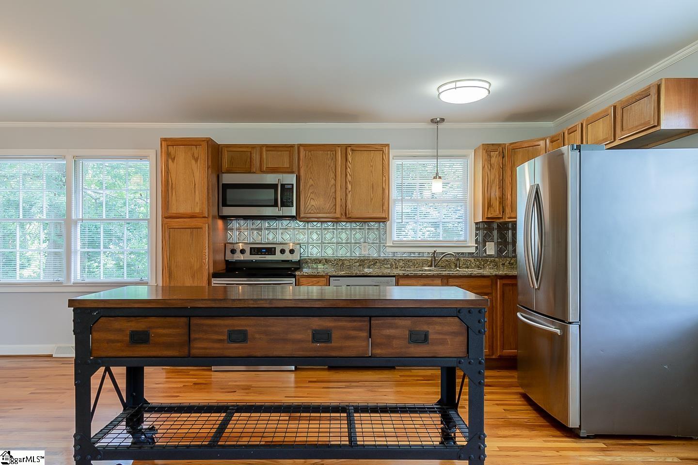 302 Farmington Road Greenville, SC 29605 - Photo 14 of 22