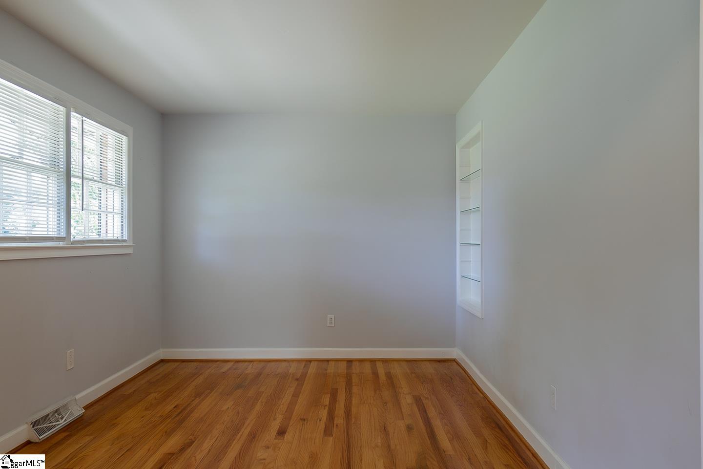 302 Farmington Road Greenville, SC 29605 - Photo 7 of 22