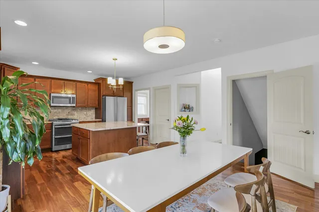 $489,900 | 2107 Max Run Drive, Champaign, IL 61822