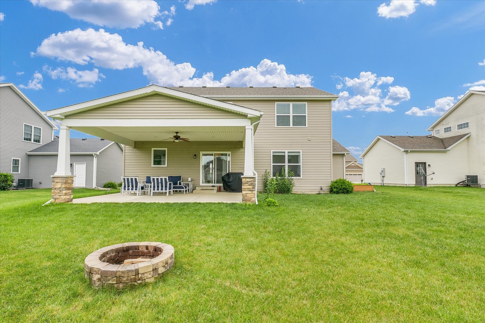 2107 Max Run Drive Champaign, IL 61822 - Photo 53 of 57