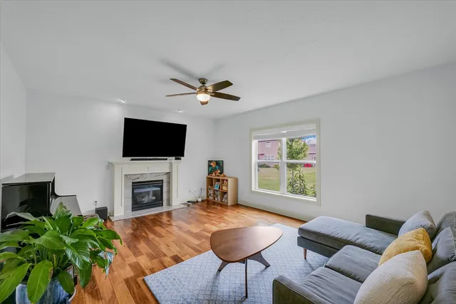 $489,900 | 2107 Max Run Drive, Champaign, IL 61822