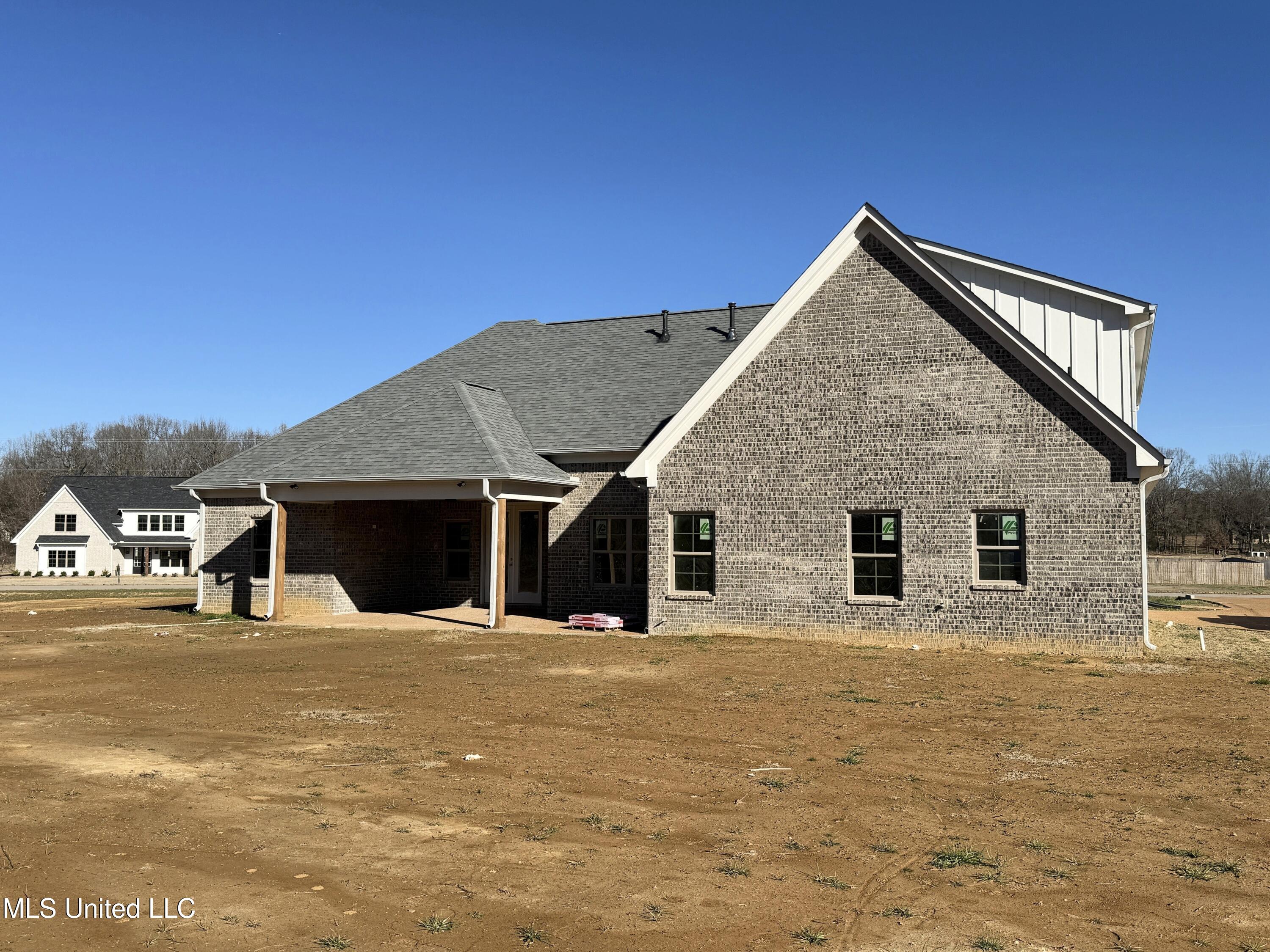 4677 Taylor Trail Hernando, MS 38632 - Photo 2 of 18 Rear View
