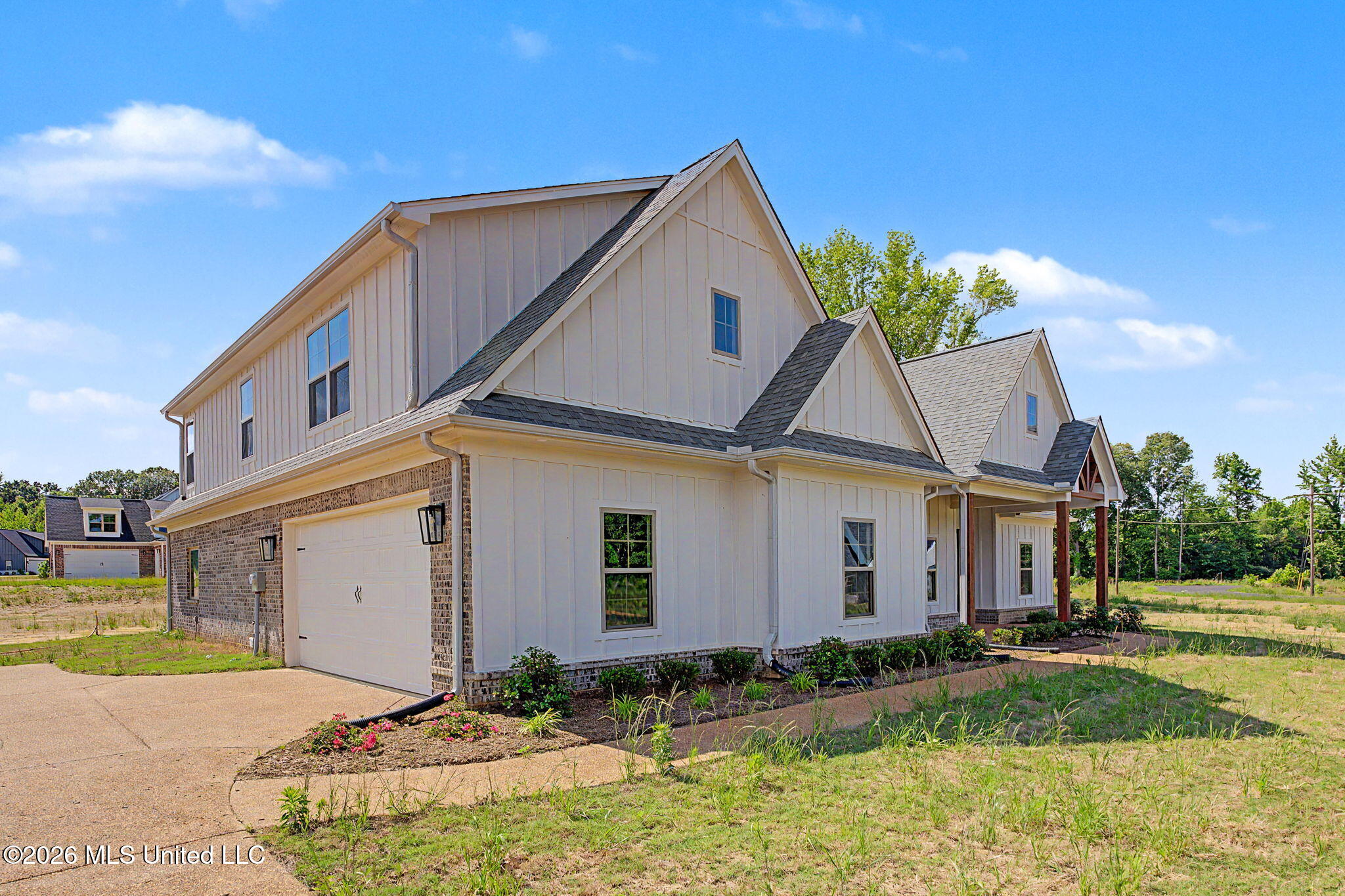 4677 Taylor Trail Hernando, MS 38632 - Photo 3 of 31 Front Side View