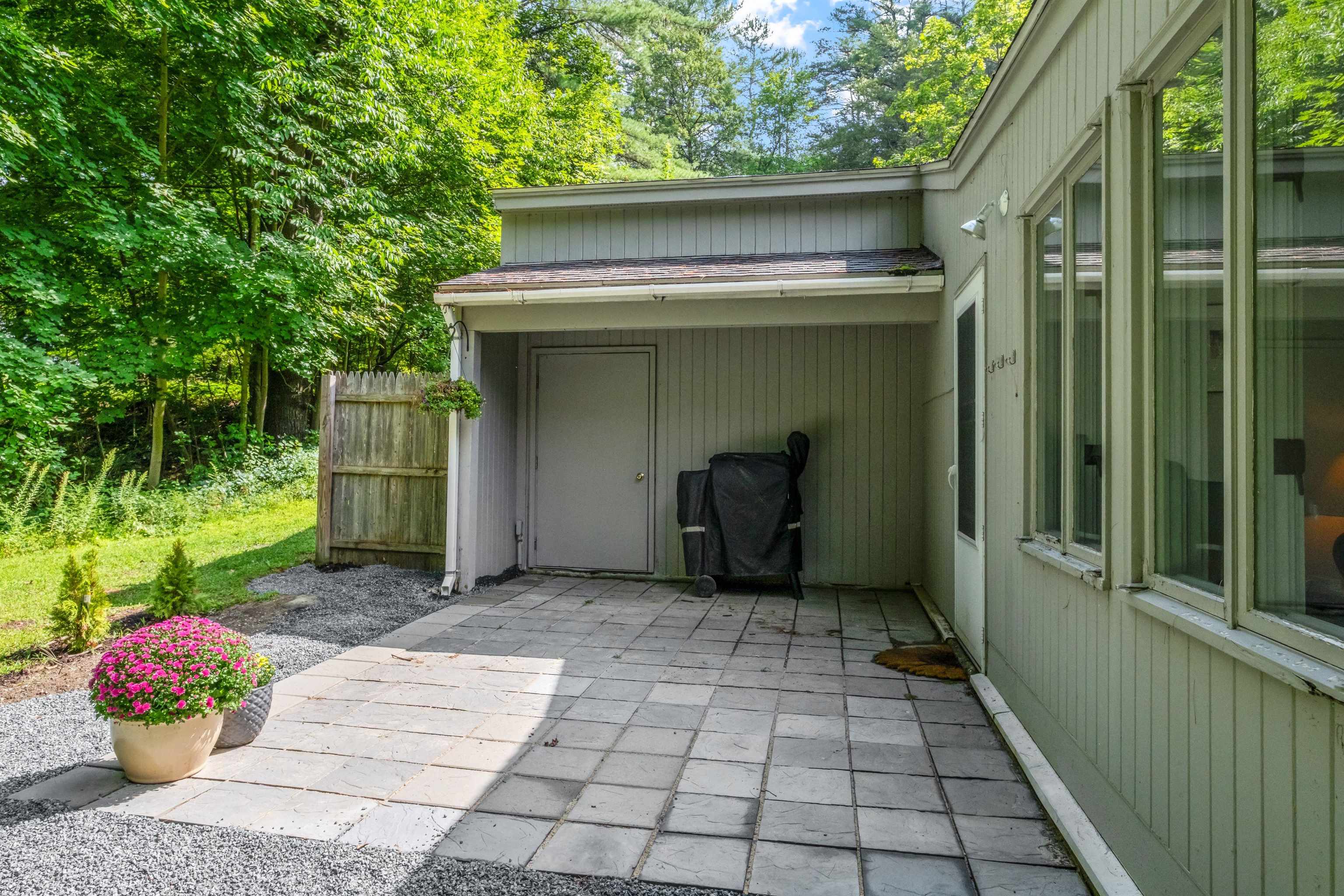 1 Kingsford Road Hanover, NH 03755 - Photo 14 of 60