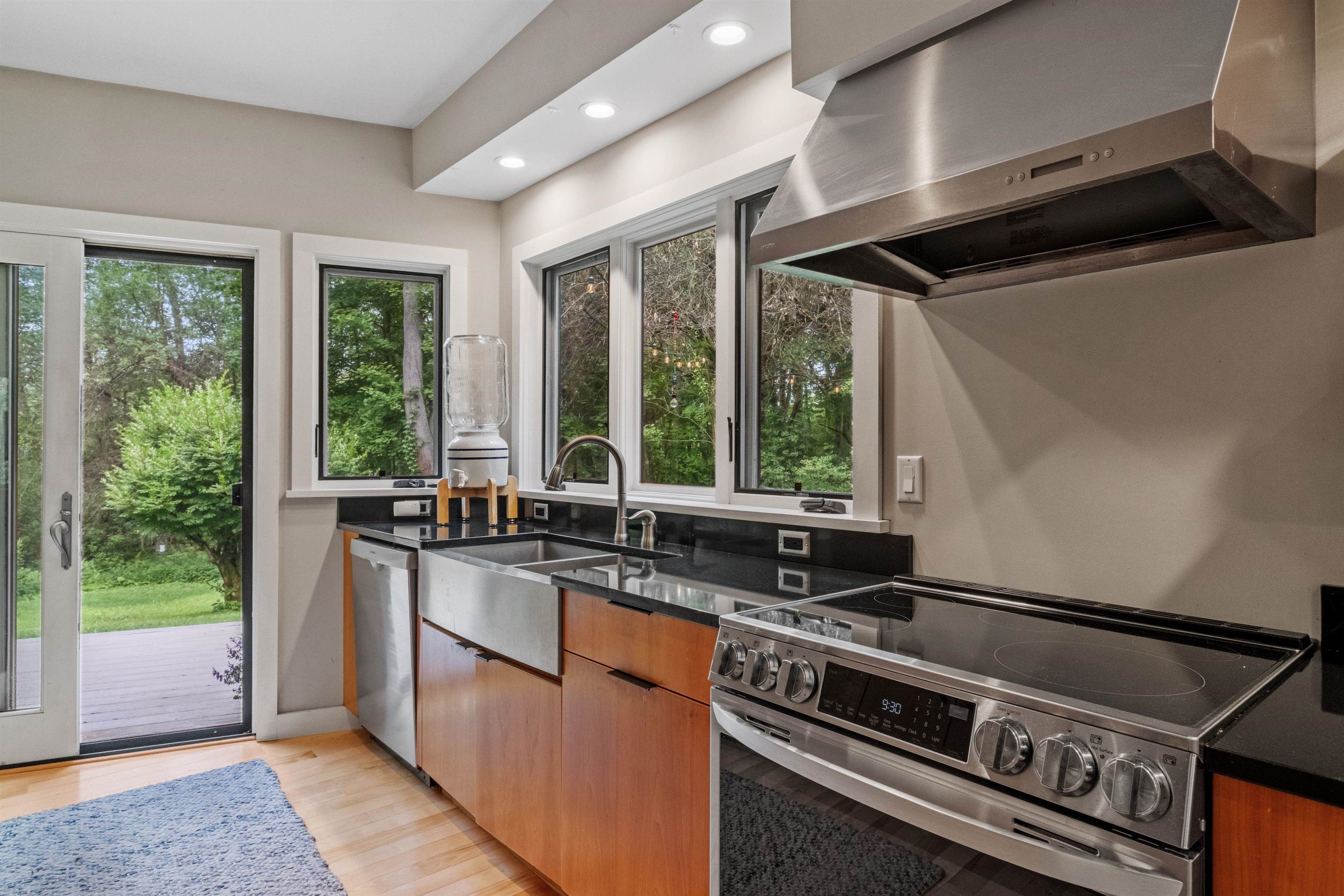 1 Kingsford Road Hanover, NH 03755 - Photo 36 of 60