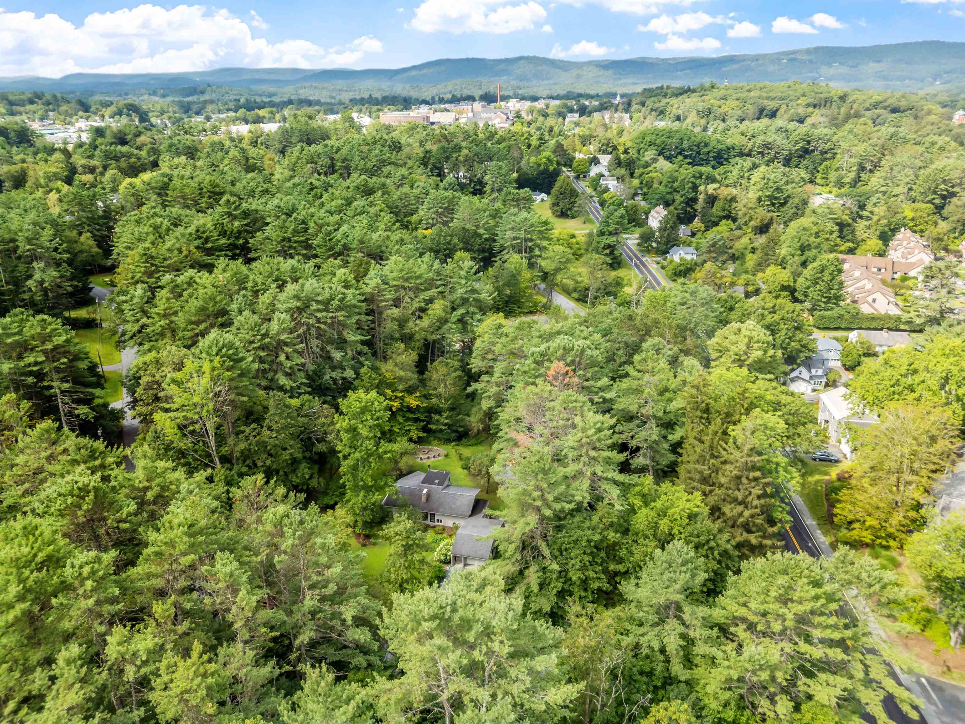 1 Kingsford Road Hanover, NH 03755 - Photo 10 of 60