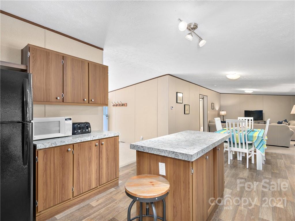 486 Patton Cove Road Swannanoa, NC 28778 - Photo 7 of 24 Gallery Image 7