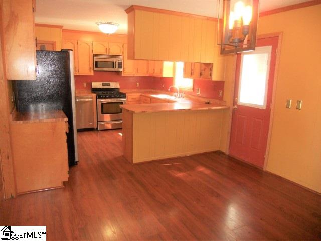 405 State Rd S-39-300 Pickens, SC 29671 - Photo 16 of 35