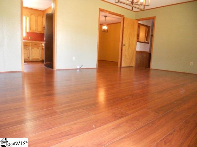 405 State Rd S-39-300 Pickens, SC 29671 - Photo 8 of 35