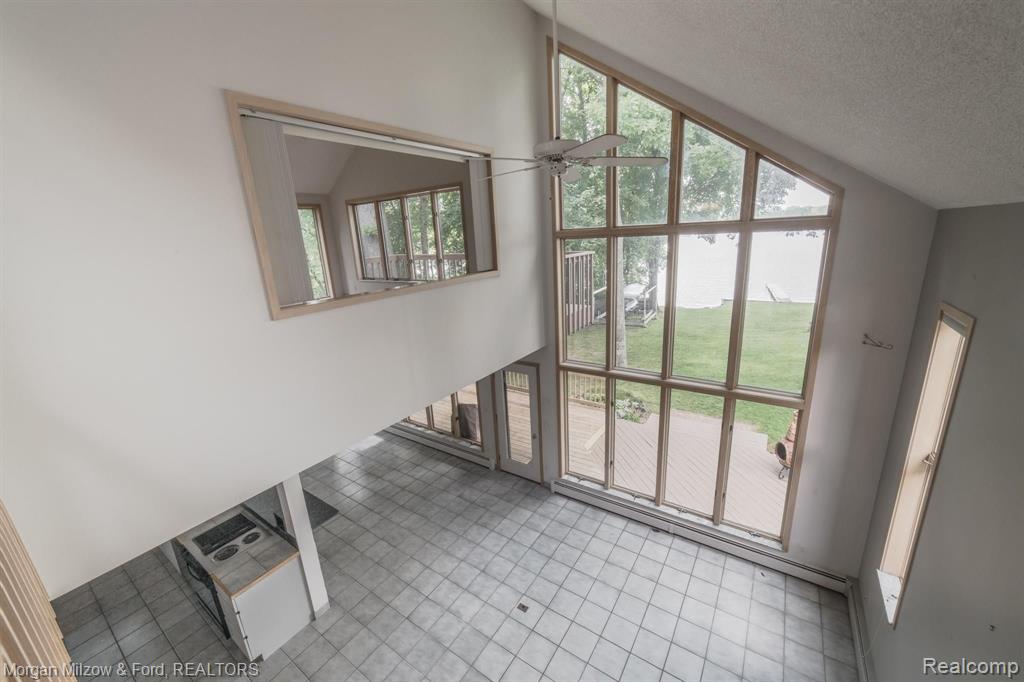 3810 Covert Road Waterford, MI 48328 - Photo 11 of 40