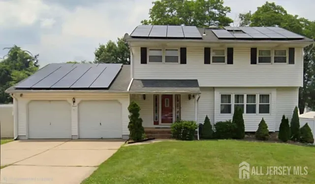 $750,000 | 7 Stradford Road, Sayreville, NJ 08859