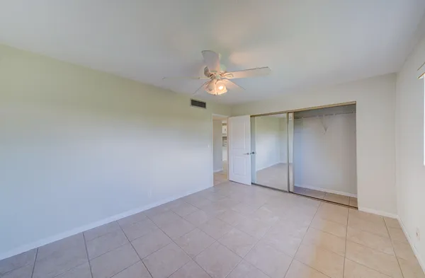 $1,800 | 550 Southeast 2nd Avenue, Unit G27, Deerfield Beach, FL 33441