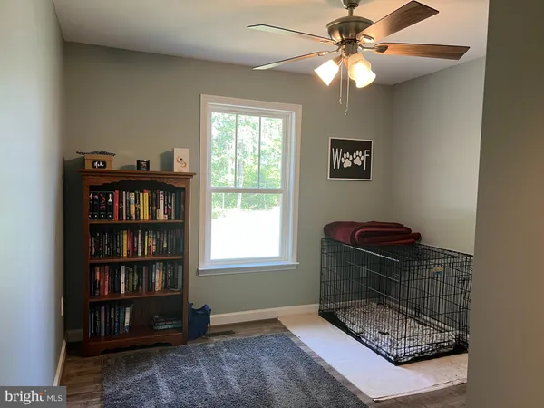 $2,150 | 346 Brooks Drive, Colonial Beach, VA 22443