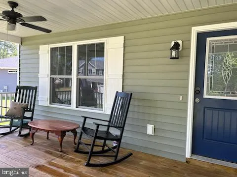 $2,150 | 346 Brooks Drive, Colonial Beach, VA 22443