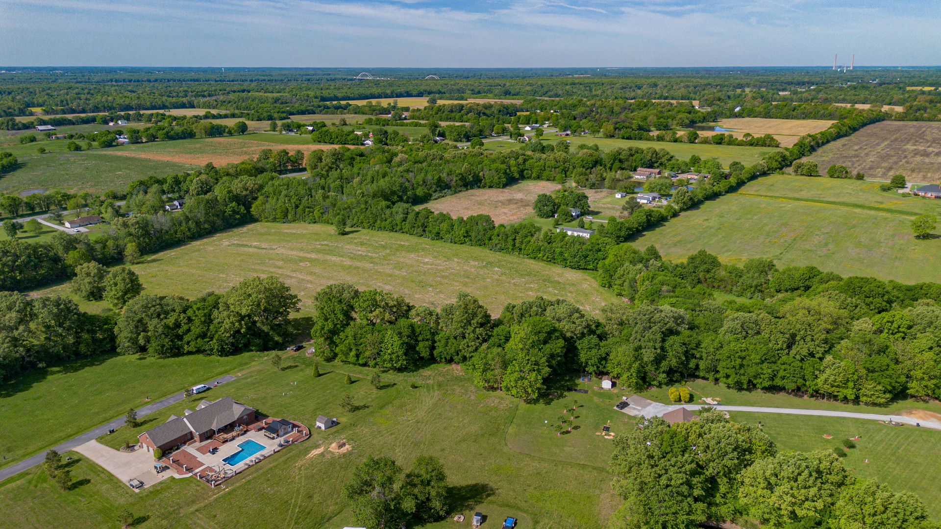 0 Adams Way Metropolis, IL 62960 - Photo 4 of 13 a view of a city