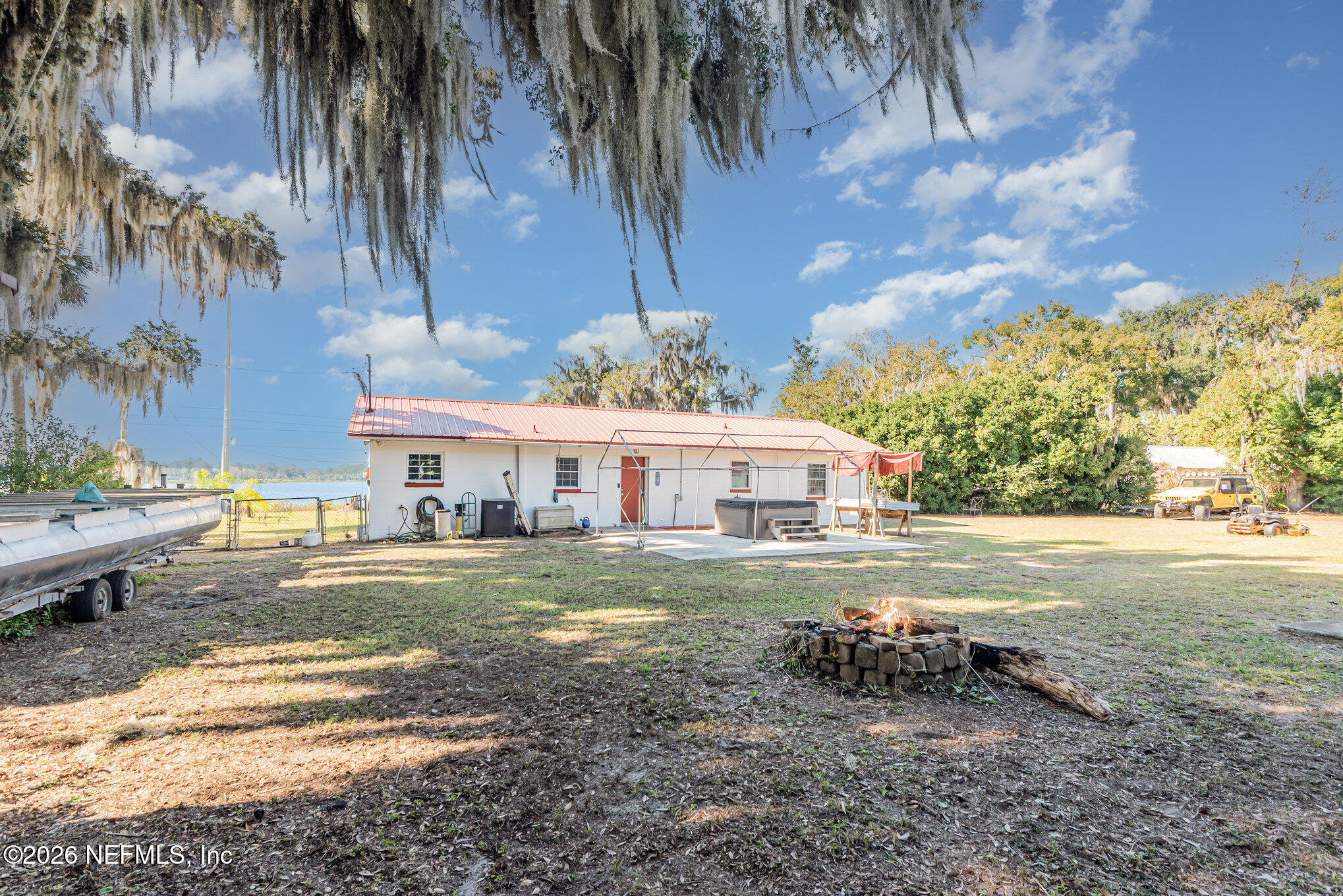 404 Grand Rondo East Crescent City, FL 32112 - Photo 23 of 29 023_dsc_7086-edit_750