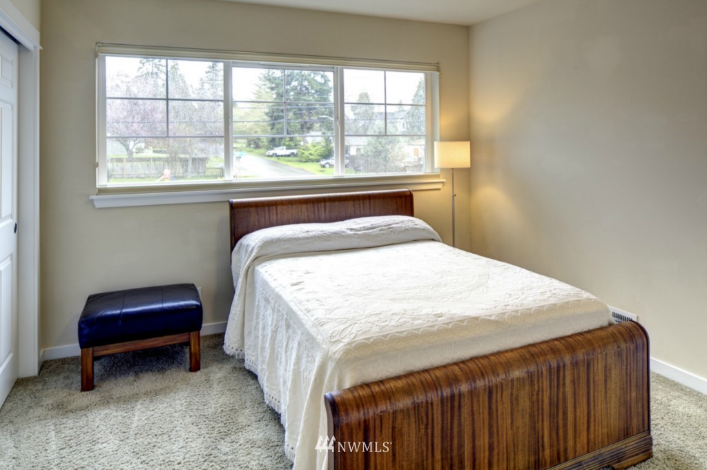 3756 Southwest 97th Street Seattle, WA 98126 - Photo 17 of 21 Gallery Image 17