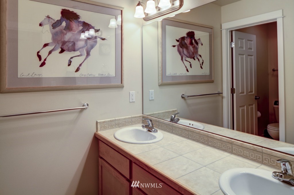 3756 Southwest 97th Street Seattle, WA 98126 - Photo 18 of 21 Gallery Image 18