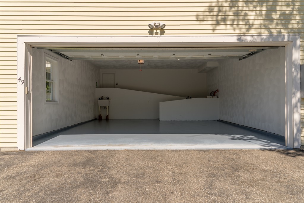 49 West Shore Road Merrimac, MA 01860 - Photo 10 of 28 Gallery Image 10
