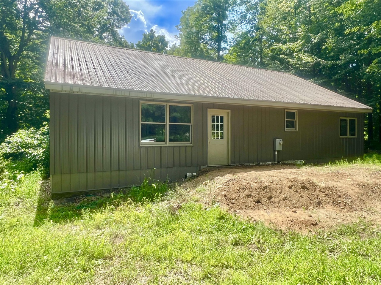 2201 South Sand Lake Road Hillsdale, MI 49242 - Photo 6 of 32