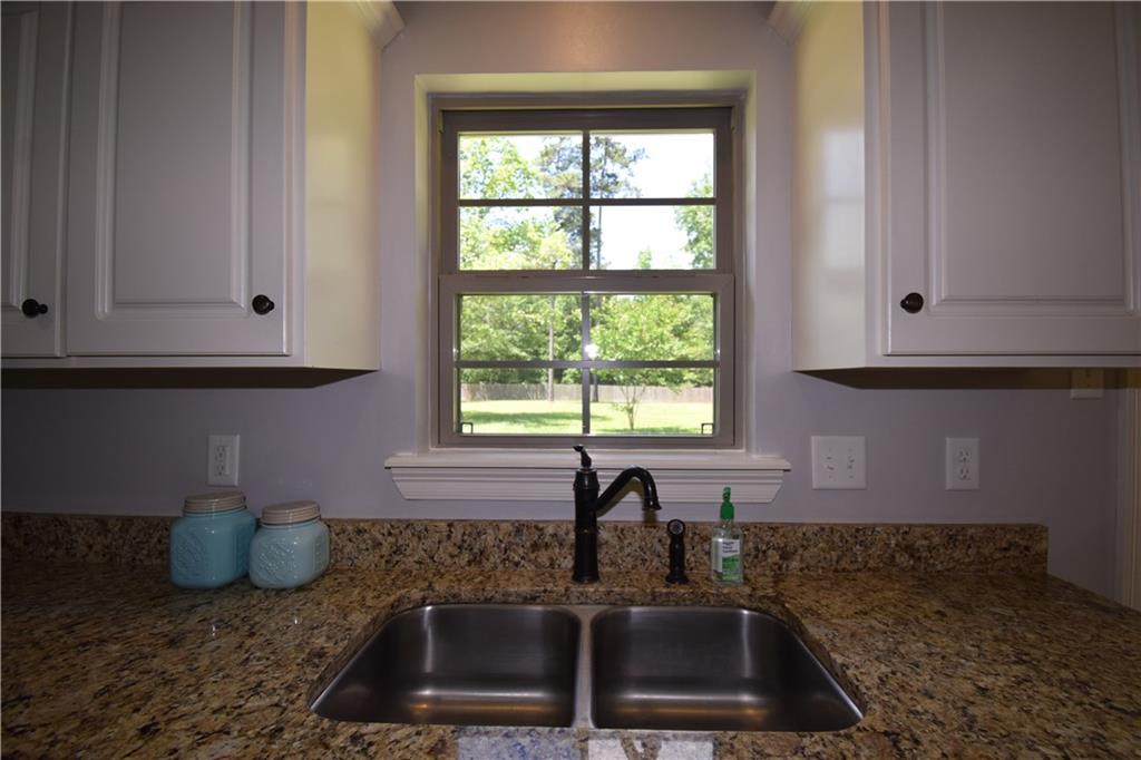 1082 East Meade Road Pollock, LA 71467 - Photo 10 of 45 Gallery Image 10