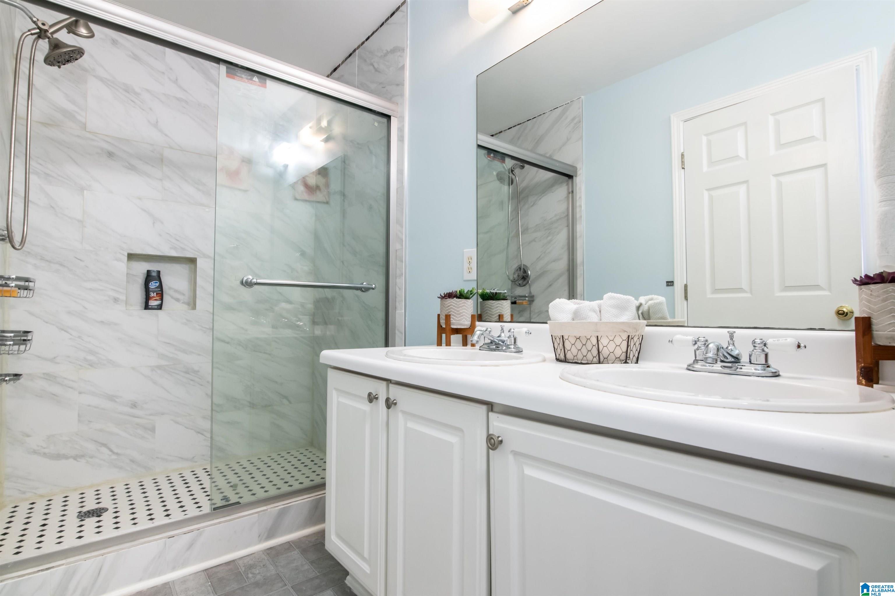 438 Cambrian Ridge Trail, Unit 118 Pelham, AL 35124 - Photo 16 of 24