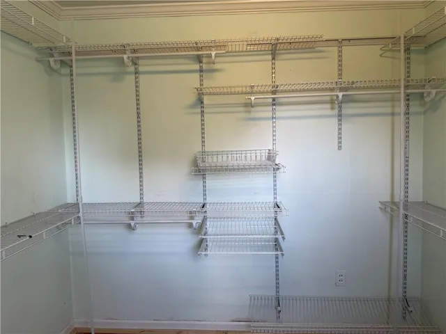 $275,000 | 600 Moore Road, Washington, PA 15301