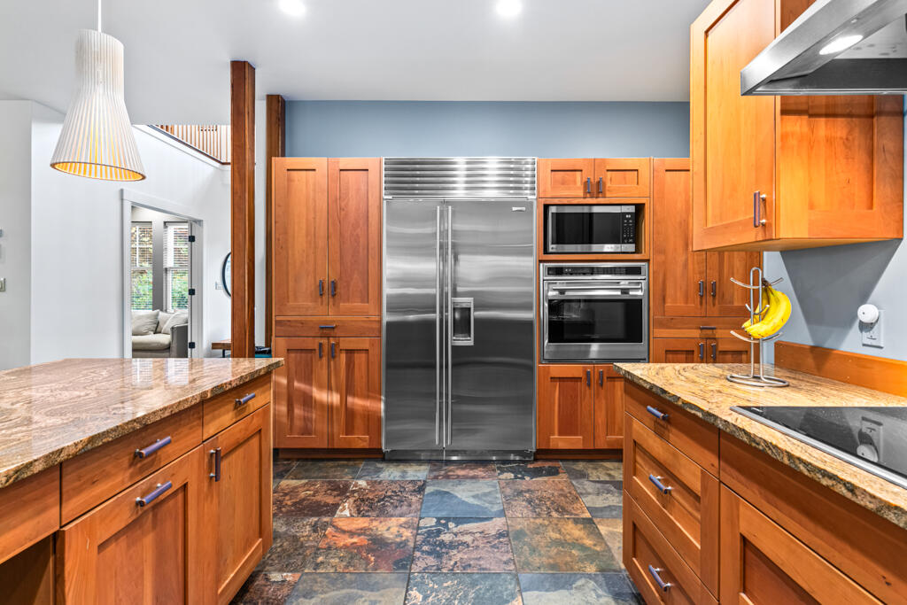 85 River's Edge Drive Portland, ME 04102 - Photo 13 of 95 DSC06017