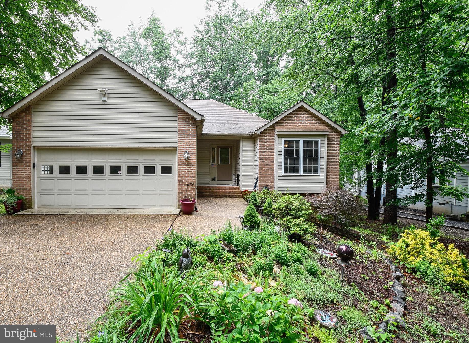 208 Birdie Road Locust Grove, VA 22508 - Photo 2 of 41