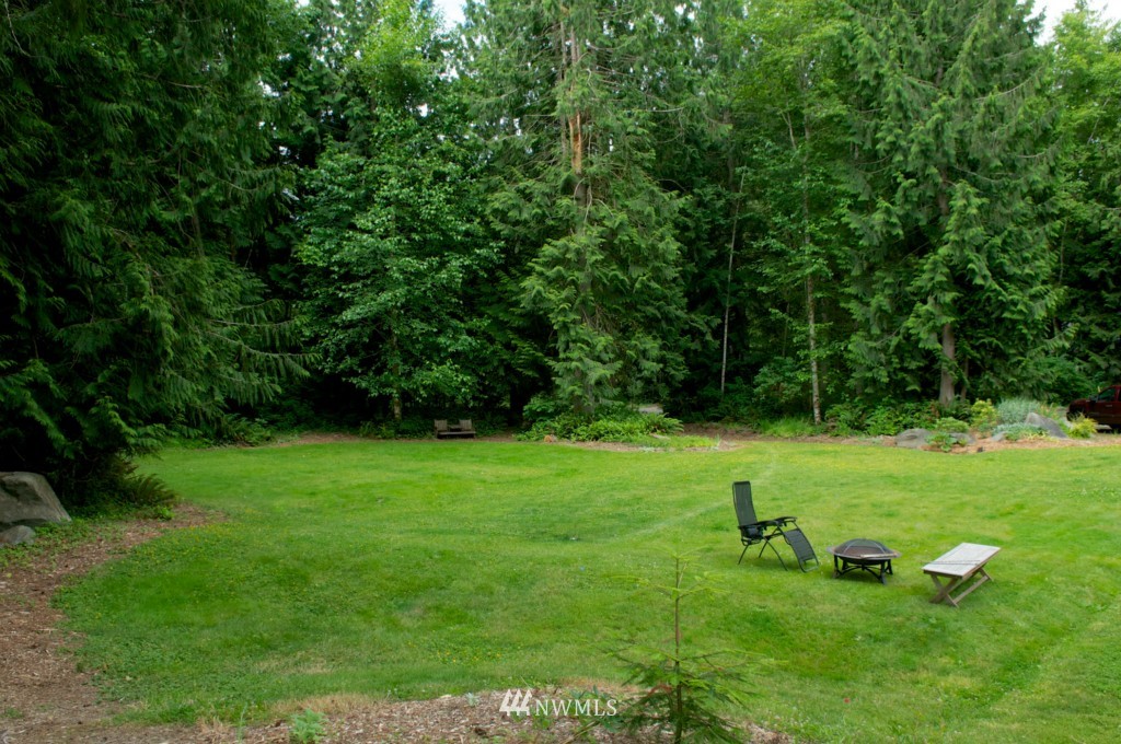 5537 Cooper Point Road Northwest Olympia, WA 98502 - Photo 25 of 25 Gallery Image 25
