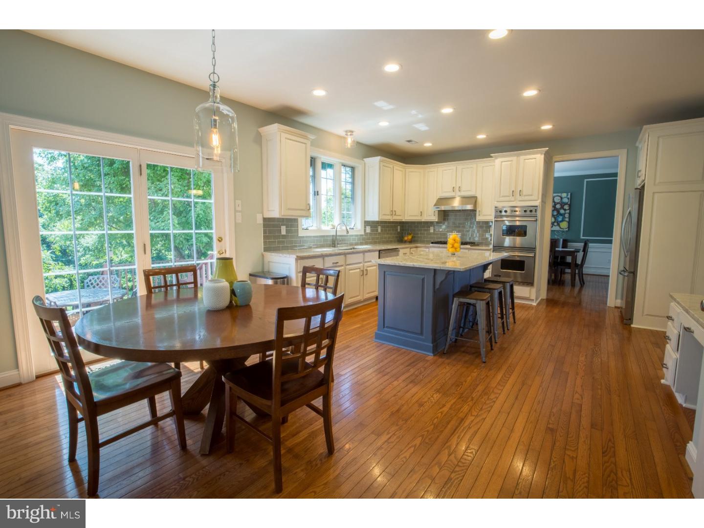 1059 South Kimbles Road Yardley, PA 19067 - Photo 6 of 25 Breakfast Room