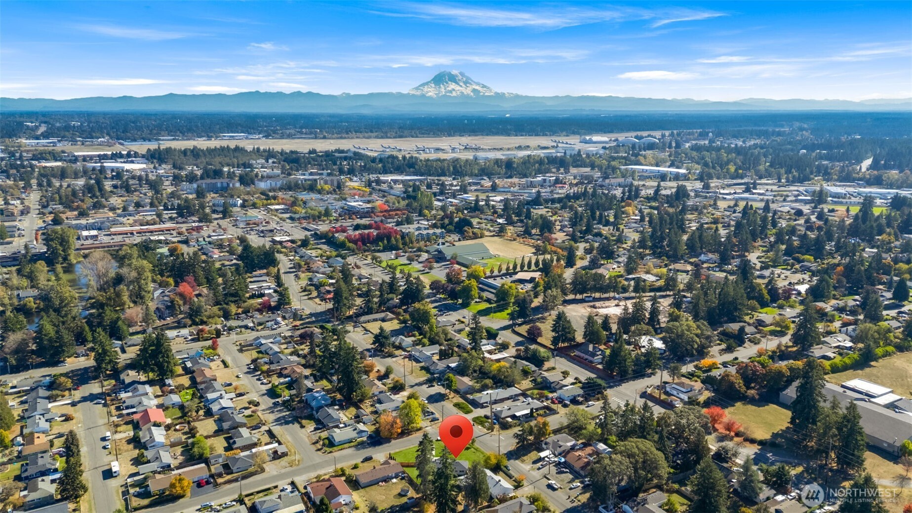 11010 Davisson Road Southwest Lakewood, WA 98499 - Photo 39 of 40 a view of a city