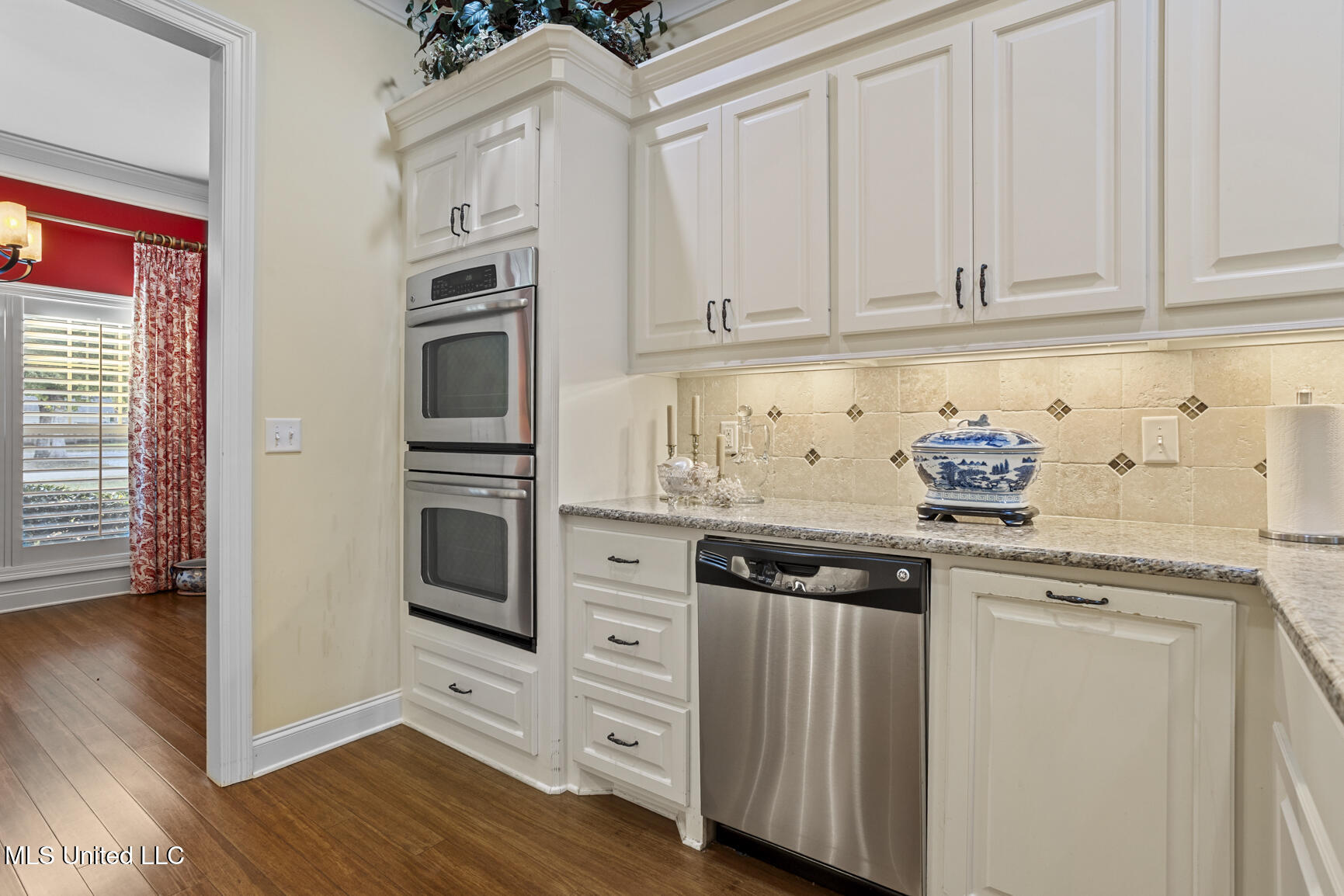 117 Busick Well Road Brandon, MS 39042 - Photo 9 of 37 117 Busick Well Rd-12