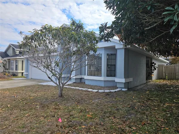 $2,300 | 826 North Horseshoe Bay Drive, Kissimmee, FL 34741